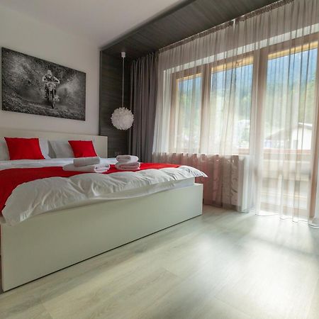 Hrodberht Ski Apartment Буштени Экстерьер фото